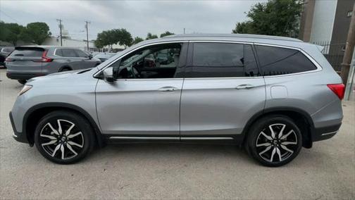 2022 Honda Pilot Touring 8-Passenger