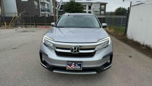 2022 Honda Pilot Touring 8-Passenger