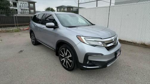 2022 Honda Pilot Touring 8-Passenger
