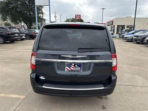 2014 Chrysler Town & Country Touring