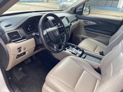 2021 Honda Pilot Touring 8-Passenger
