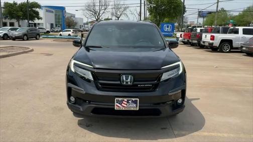 2022 Honda Pilot AWD Black Edition