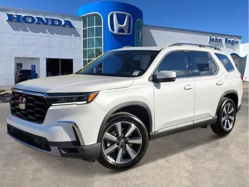 2025 Honda Pilot Touring 8-Passenger