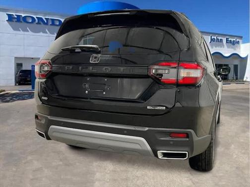 2025 Honda Pilot Touring 8-Passenger