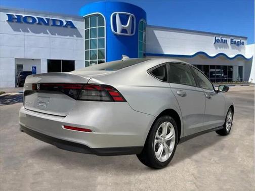 2025 Honda Accord LX 1.5T