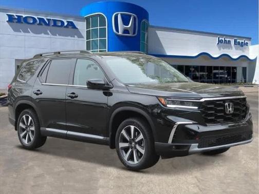 2025 Honda Pilot Touring 8-Passenger