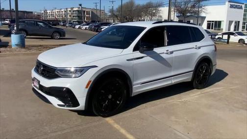 2022 Volkswagen Tiguan 2.0T SE R-Line Black