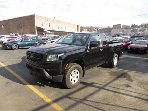 2023 Nissan Frontier S
