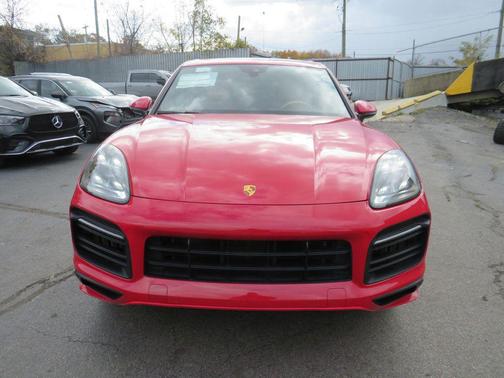2022 Porsche Cayenne GTS
