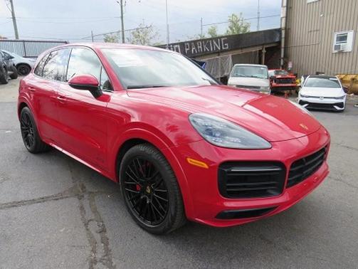 2022 Porsche Cayenne GTS
