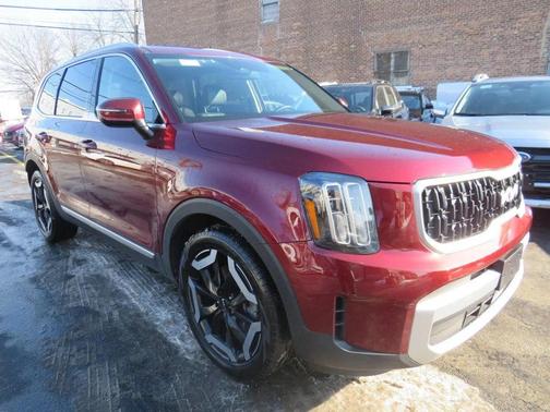 Dawning Red 2023 Kia Telluride EX