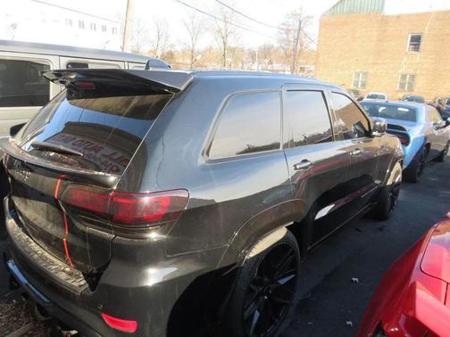 2021 Jeep Grand Cherokee SRT