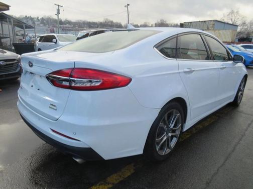 2020 Ford Fusion SEL