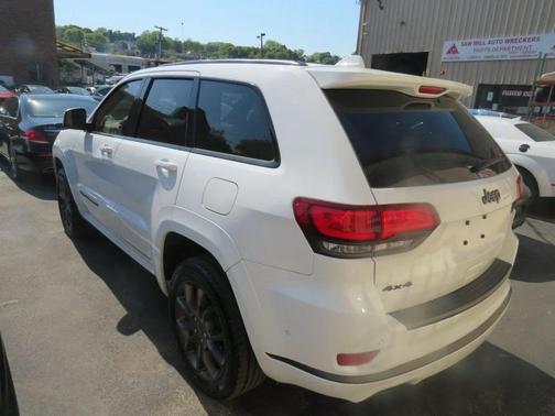 Bright White Clearcoat 2021 Jeep Grand Cherokee High Altitude