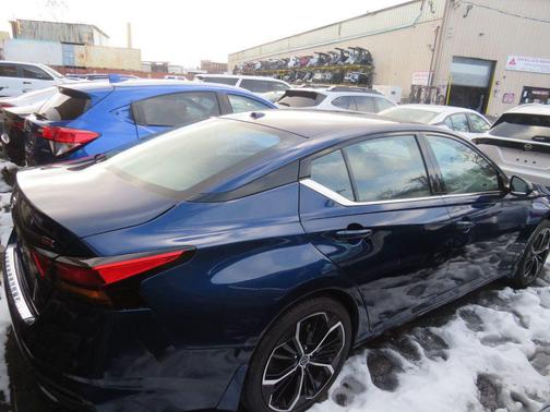 2024 Nissan Altima SR FWD