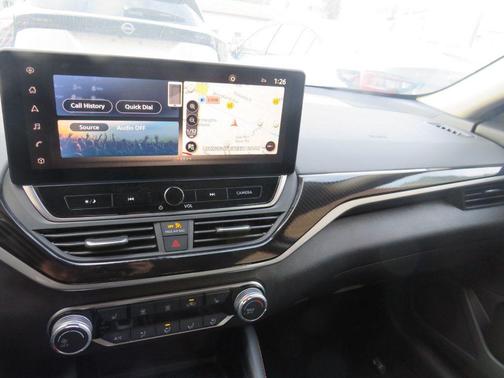 2024 Nissan Altima SR FWD