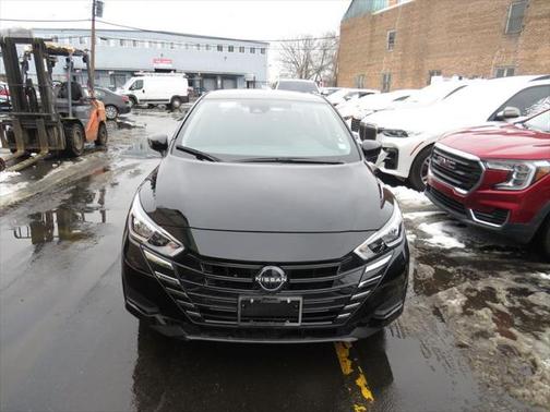 2024 Nissan Versa 1.6 SV