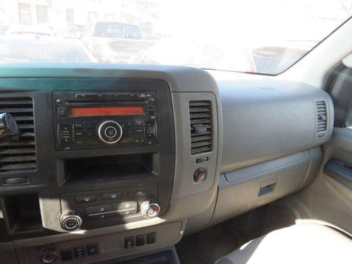 2014 Nissan NV Cargo NV3500 HD S V8