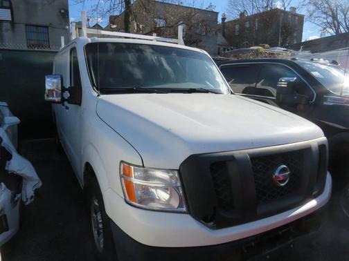 2014 Nissan NV Cargo NV3500 HD S V8