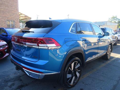 2024 Volkswagen Atlas Cross Sport 2.0T SEL