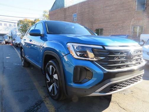 2024 Volkswagen Atlas Cross Sport 2.0T SEL