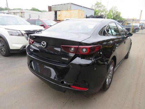 2025 Mazda Mazda3 FWD