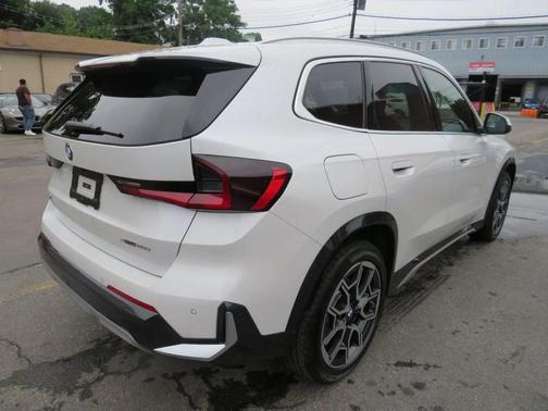 Not Specified 2026 BMW X1 xDrive28i