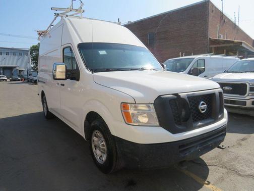 2013 Nissan NV Cargo NV1500 SL V8