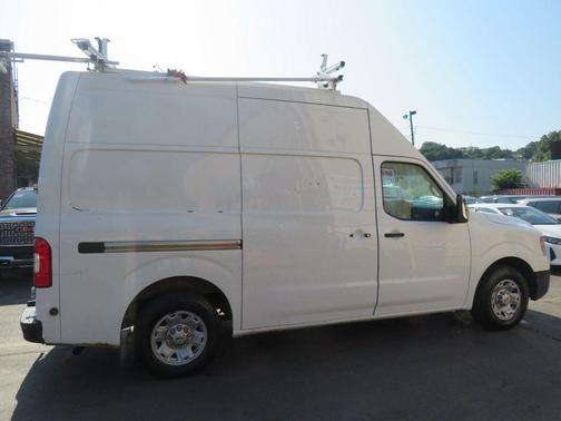 2013 Nissan NV Cargo NV1500 SL V8