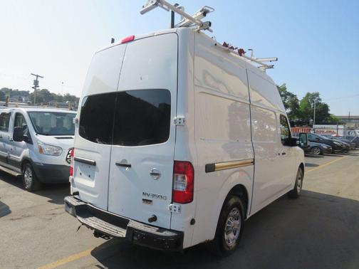 2013 Nissan NV Cargo NV1500 SL V8