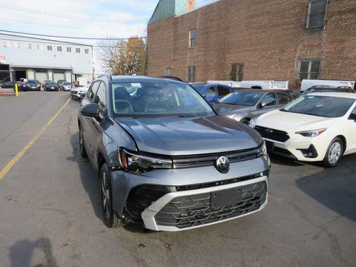 2025 Volkswagen Taos 1.5T S