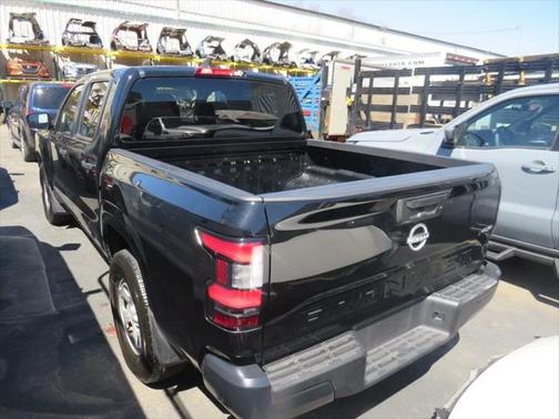 2023 Nissan Frontier S