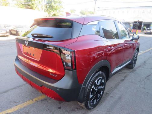 2025 Nissan Kicks SV