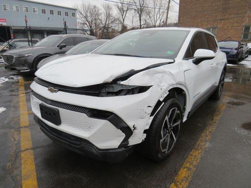 2025 Chevrolet Equinox EV LT