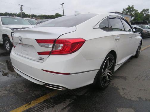 2021 Honda Accord Touring 2.0T