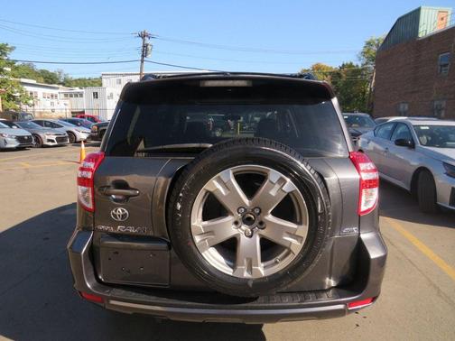 2009 Toyota RAV4 Sport