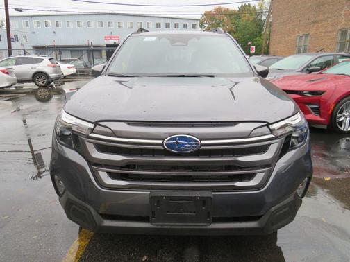 2025 Subaru Forester Hybrid Premium