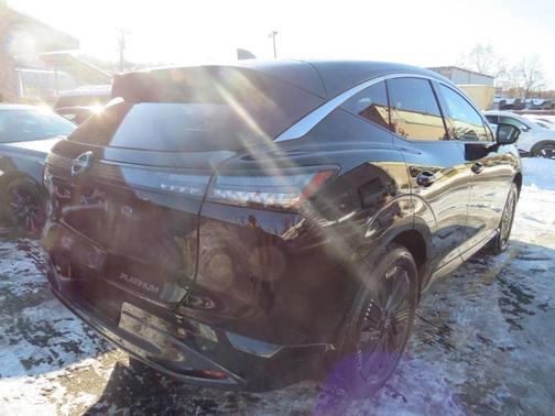 2025 Nissan Murano Platinum