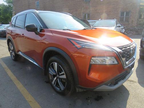 2021 Nissan Rogue SL