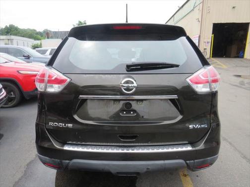 2016 Nissan Rogue SV