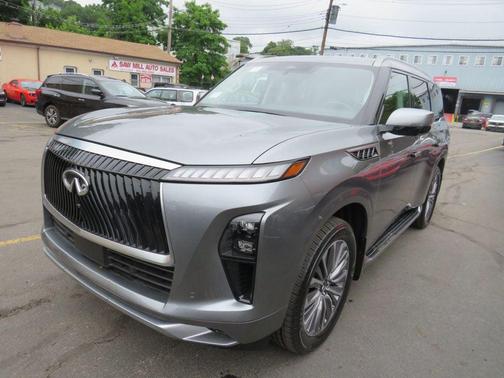 2025 INFINITI QX80 SENSORY AWD