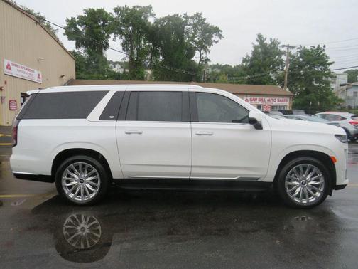 2024 Cadillac Escalade ESV Premium Luxury