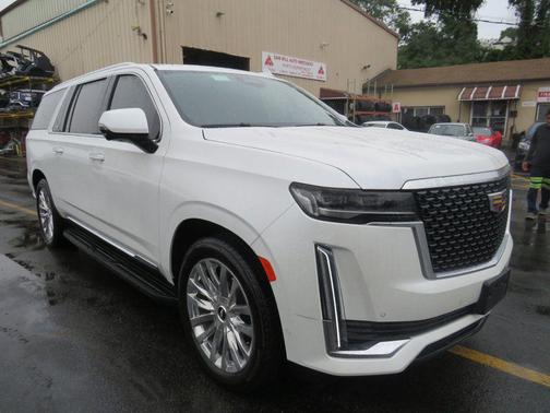 2024 Cadillac Escalade ESV Premium Luxury