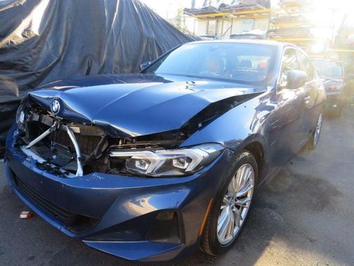 2024 BMW 330e xDrive