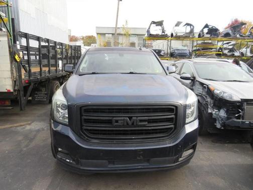Dark Sapphire Blue Metallic 2017 GMC Yukon SLE