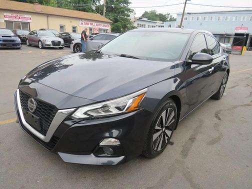 2020 Nissan Altima 2.5 SV
