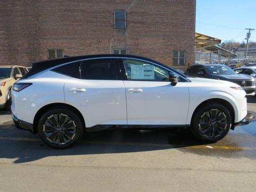 2025 Nissan Murano Platinum