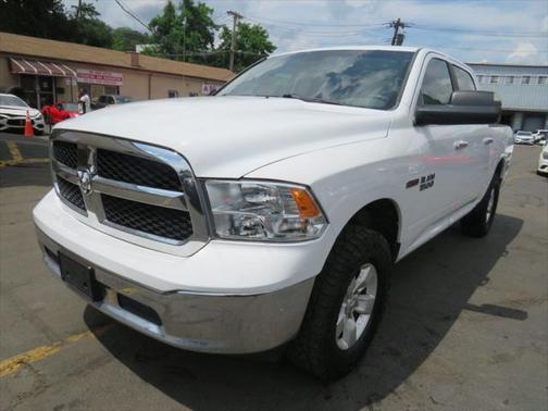 2015 RAM 1500 SLT
