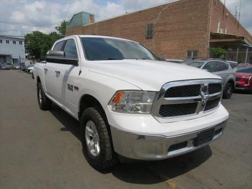 2015 RAM 1500 SLT