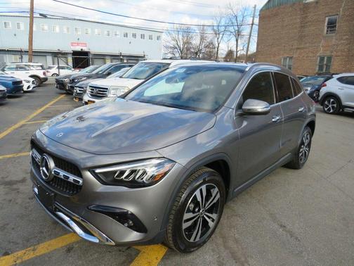 2025 Mercedes-Benz GLA 250 4MATIC